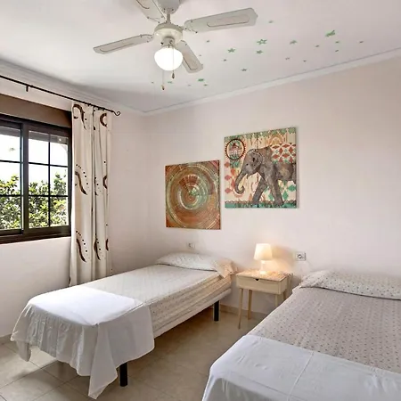 Casa Fanabe Precioso Adosado Nyaraló *