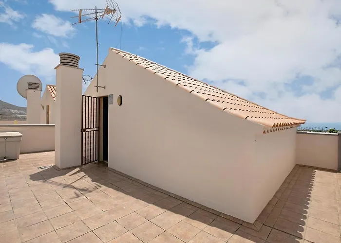 Casa Fanabe Precioso Adosado Будинок відпочинку